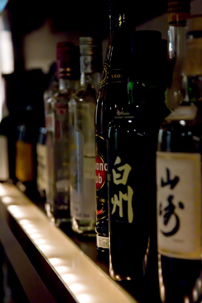 japanese-whisky-in-bar