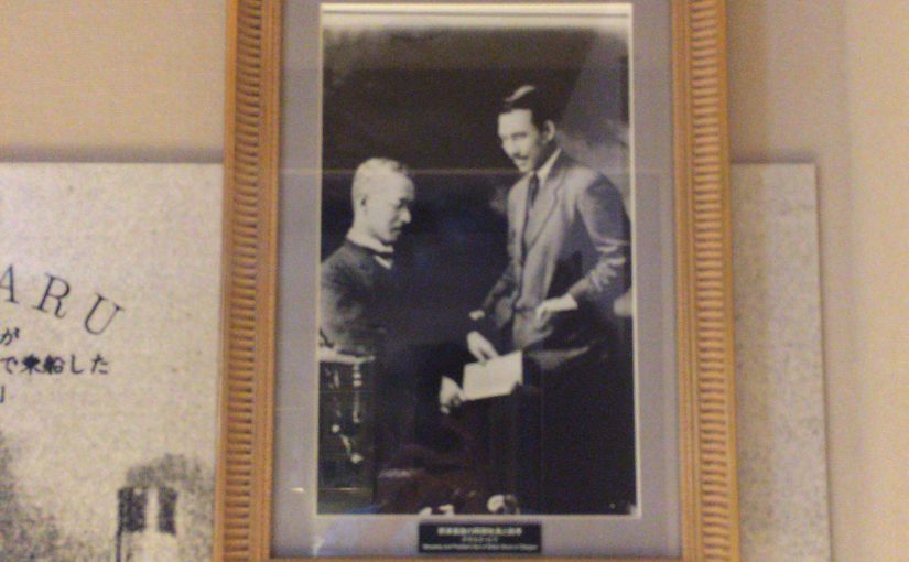 余市蒸留所のウイスキー博物館にある、阿部喜兵衛と竹鶴政孝の肖像。